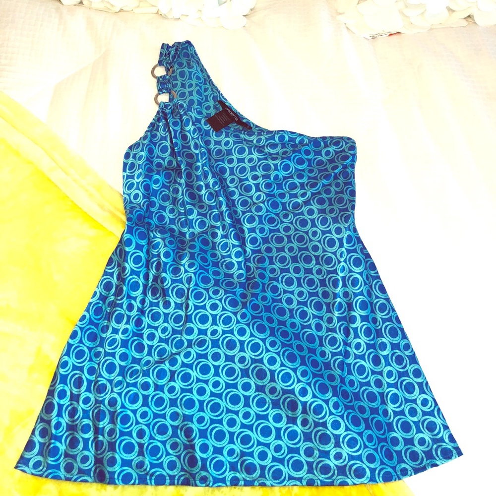 Arden B. ❤️ 95% silk. Sleeveless. 1 shoulder. EUC